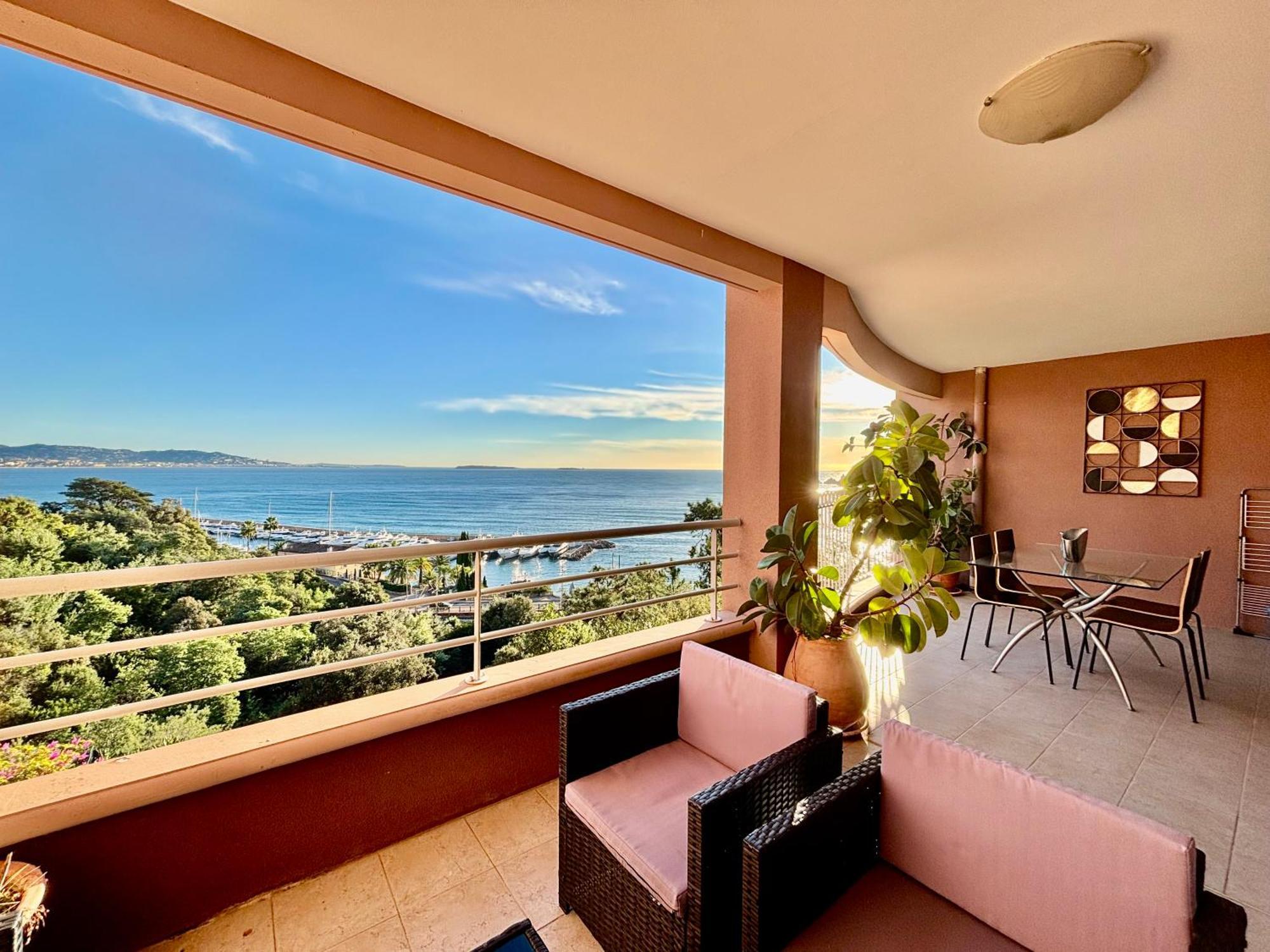 Appartement Superbe 3 pièces sur la baie de Théoule Extérieur photo