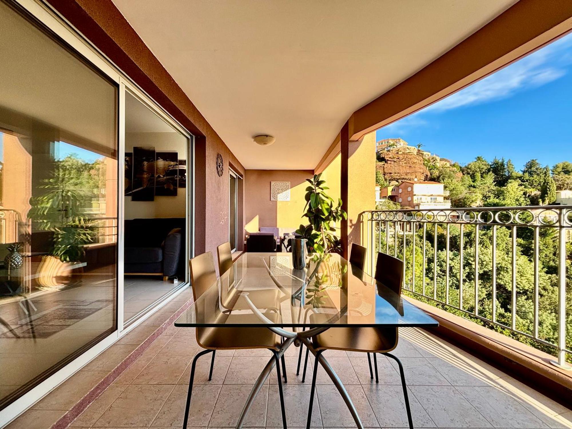 Appartement Superbe 3 pièces sur la baie de Théoule Extérieur photo